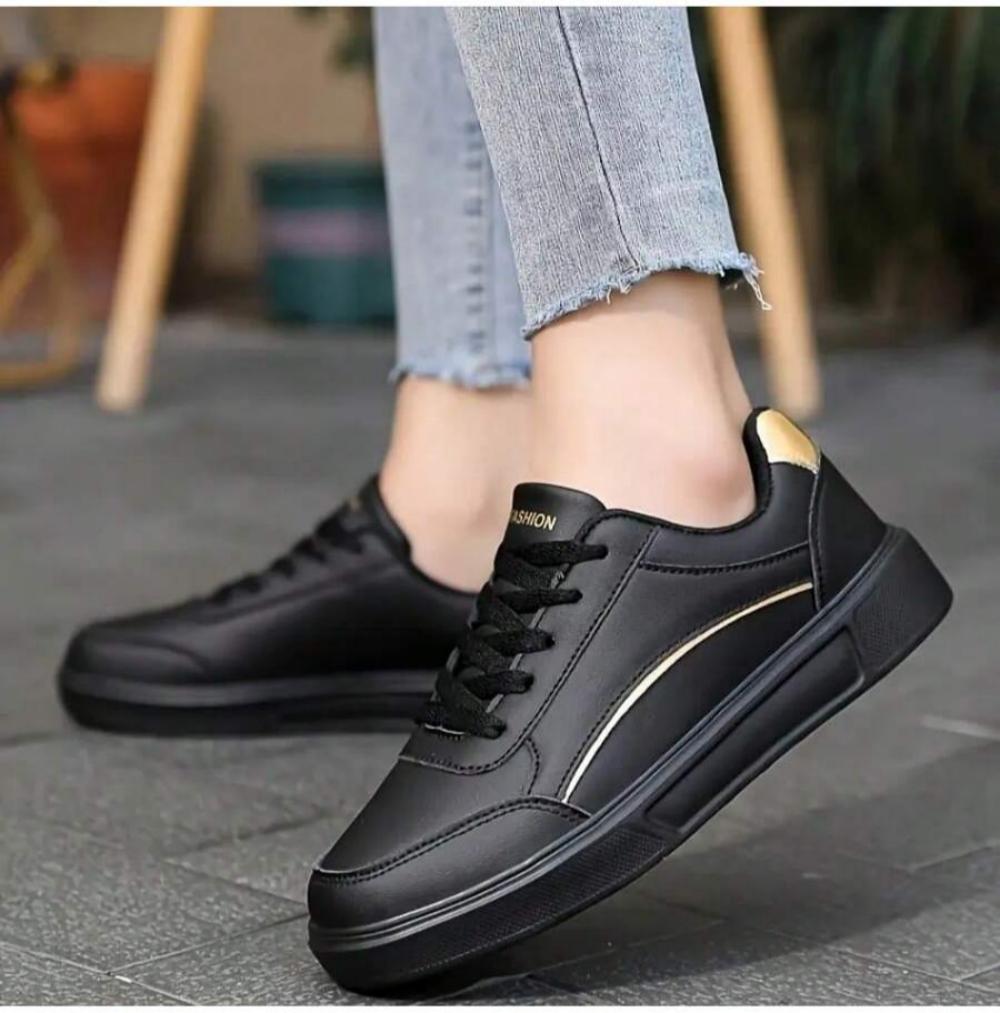 Women White Casual Sneakers, L - đánh giá và giá Running Gear Shoes